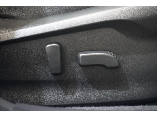 シートリフターやリクライニング等の調整を電動化！最適なシートポジションを提供します！