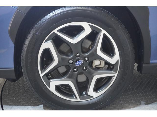 スタイリッシュな18インチ純正アルミホイールを標準装備！足元もバッチリOKです！