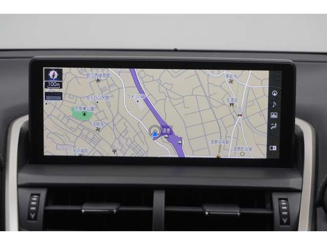 10.3インチワイドナビ搭載です。視認性、操作性に優れたレクサスのナビゲーションシステムです。