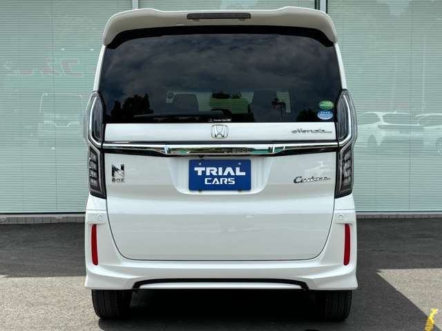 掲載車両以外にも対応可能です。ご希望のボディーカラー、グレード、装備やオプションをお聞かせ下さいませ。