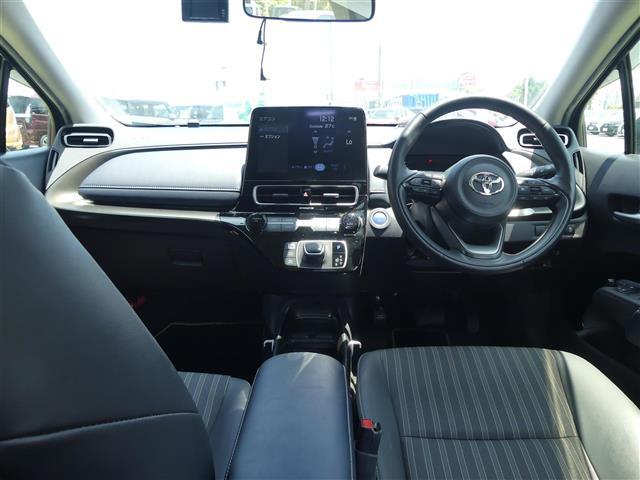 【インパネ全体】全方位で視界が広く、高い目線で運転もしやすいです！