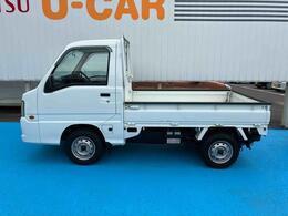 納車前にはプロのメカニックが点検、整備を行いますので安心してお乗り頂けます！！