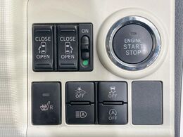 【両側パワースライドドア】スマートキーや運転席のスイッチで後席両側スライドドアの開閉が可能♪電動だから力を入れてドアを開ける必要が無く、小さなお子様でも簡単に開け閉めでき快適です♪