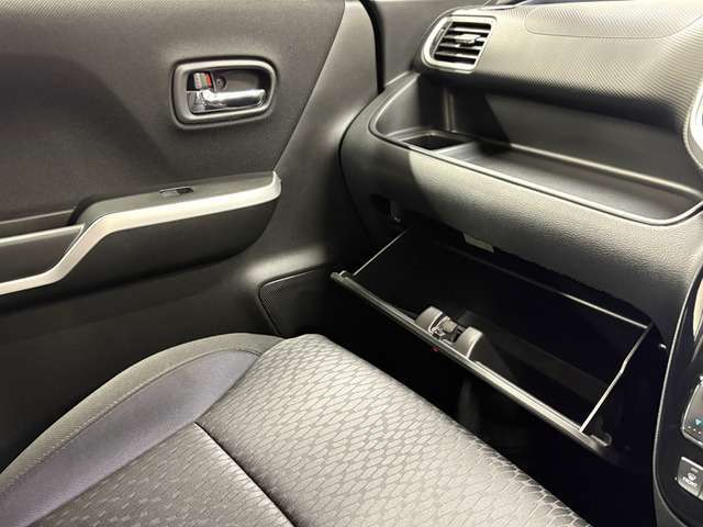 遠方からのお問い合わせも大歓迎！お車の状態はお電話でご案内も可能です。まずはお気軽にご連絡ください。