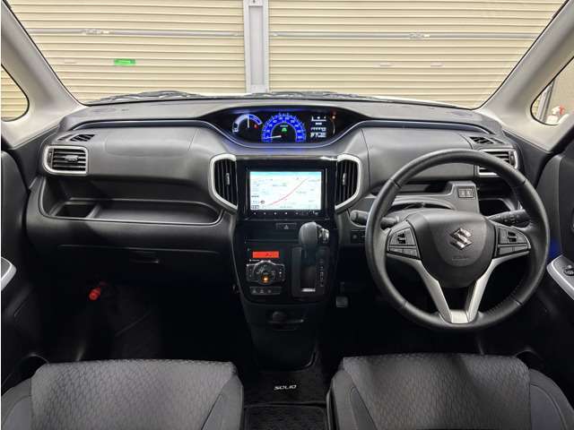 ご納車前に弊社提携の指定工場や認証整備工場にて【法定24ヶ月点検整備】を行いますのでご安心下さい。
