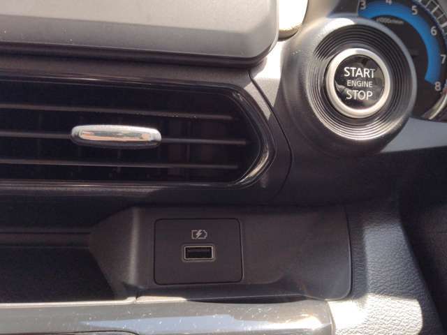 USB　プッシュスタートスイッチ