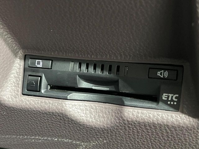【ETC】高速道路の料金所をストレスなく通過！話題のスポットやサービスエリアに多い「スマートIC」利用時は必須のアイテムです。当店でセットアップを実施、ご納車当日からすぐにご利用いただけます！