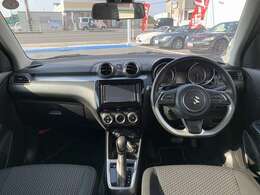 デュアルセンサーブレーキサポート　メモリーナビTV　Bluetooth　全周囲カメラ　ETC　追従走行　LEDオートライト　革巻きハンドル　スマートキー　プッシュスタート　シートヒーター　試乗OK