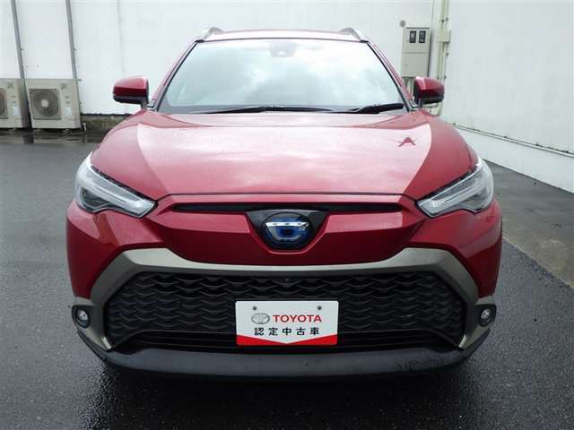 すぐ乗れる中古車も当店はラインナップ！！全車1年距離無制限保証付き！まるまるクリンで内外装キレイ！マイカーローンは最短15分で審査可能！お車のことならまず当店にご相談ください！