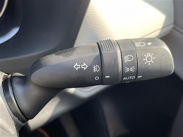 【運転席操作部】快適なドライブを楽しむための機能が装備されています！運転席から触れるので、使いやすいです！除菌プランいれていただくと、さらに清潔で安心していただけます！