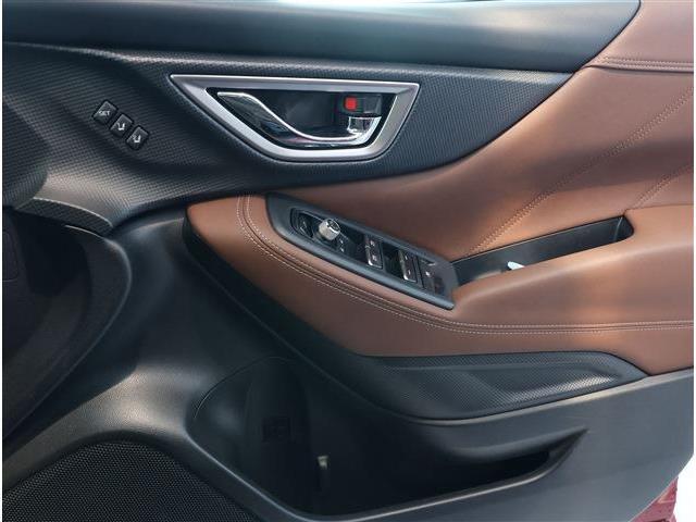 アツミモータースでは人気の中古車を常時1500台展示！掲載車両以外にも当社ホームページにて検索できます！