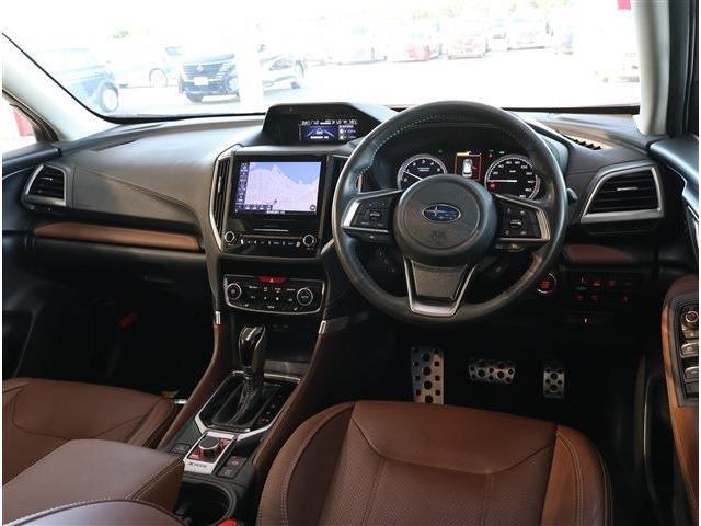 運輸局公認優秀指定整備工場完備！専門知識と技術を持ったプロの整備士が整備いたします！