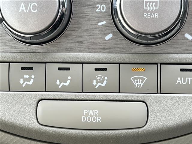 商談ルームにはキッズルームも完備しています☆お子様連れでもゆっくりとお車をお選びいただけます！