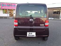 県外のお客様もご納車にご来店いただければ県外登録費用全国一律1万円。