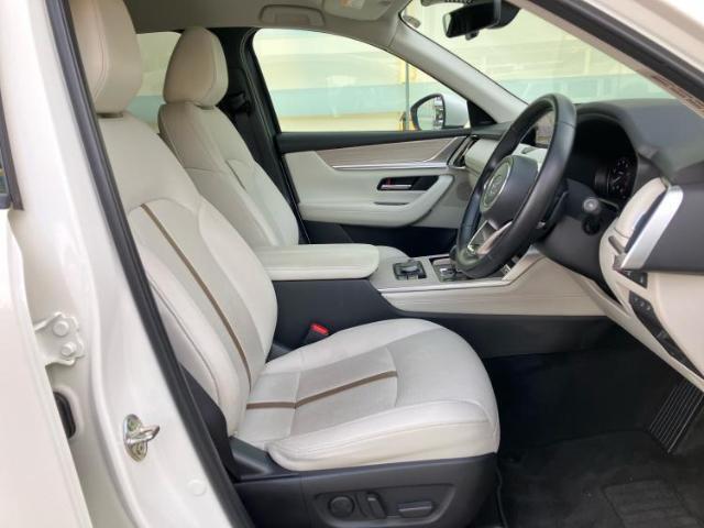 「この車の写真をもっと見たい」「状態が気になる」「この装備はついている？」どんな小さな疑問でもお気軽にお問い合わせください！