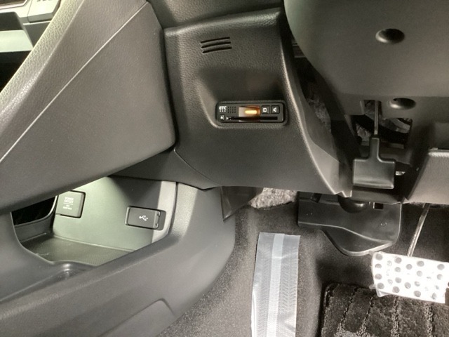 ETC付いてます。ETCが使用可能な道路通行料はキャッシュレスでスマートに走行できます。再セットアップして納車致します。