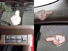 Honda SENSING搭載！ミリ波レーダーと単眼カメラで、クルマの前方の状況を認識。ブレーキやステアリングの制御技術と協調し、安心・快適な運転や事故回避を支援する先進のシステムです。