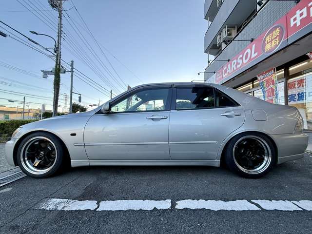 国の認証工場の法定12か月点検実施！確り納車整備を行うので安心して乗り出せます！費用は支払い総額に含まれています！