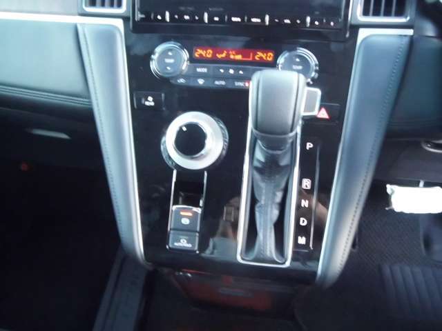 電動パーキングスイッチ