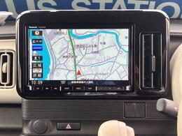 スズキ純正のパナソニック製10インチナビを装着！大画面で地図なども見やすく画面もキレイ！