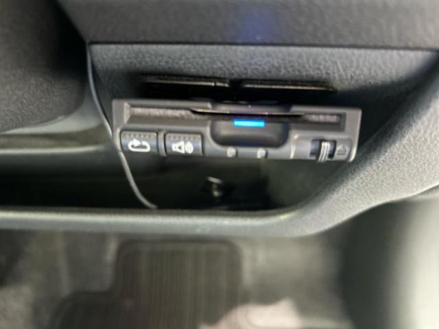 お車に合わせて無料保証以外にも、保証範囲、期間、距離を拡充させた有料保証もご用意しております！中古車の購入が初めてで不安・・・というお客様もご安心ください！