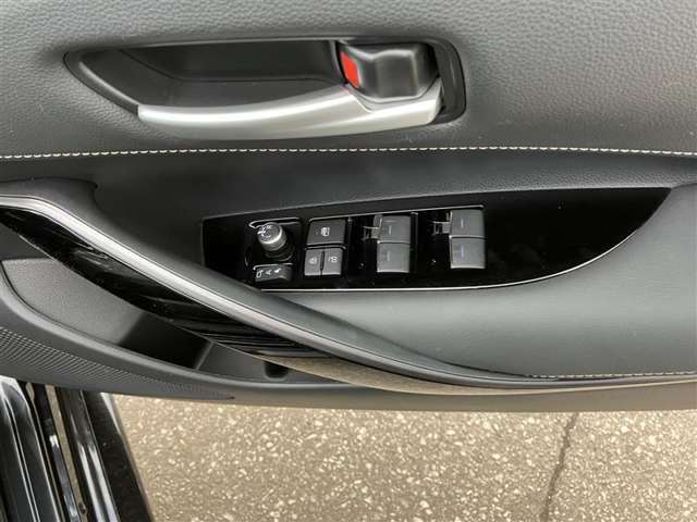 ■運転席側の窓操作ボタンです！