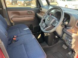 「この車の写真をもっと見たい」「状態が気になる」「この装備はついている？」どんな小さな疑問でもお気軽にお問い合わせください！