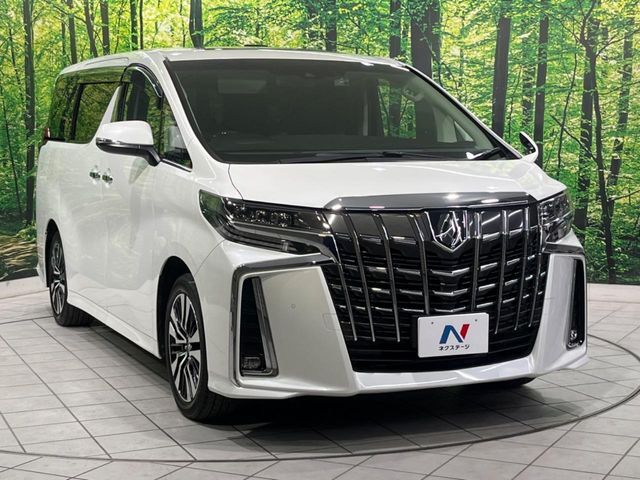 大好評のボディコーティング「弾スプラッシュコート」もご納車までに施工可能。通常のガラスコートと異なる、耐久年数6年の無機質ガラスコーティングが、ボディをキレイな状態に保ってくれます。