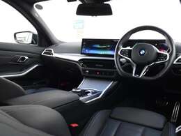 お車の詳細等はお気軽にBMW、MINI正規ディーラー　アルコン　までお問い合わせくださいませ。スタッフ一同、お待ちしております！