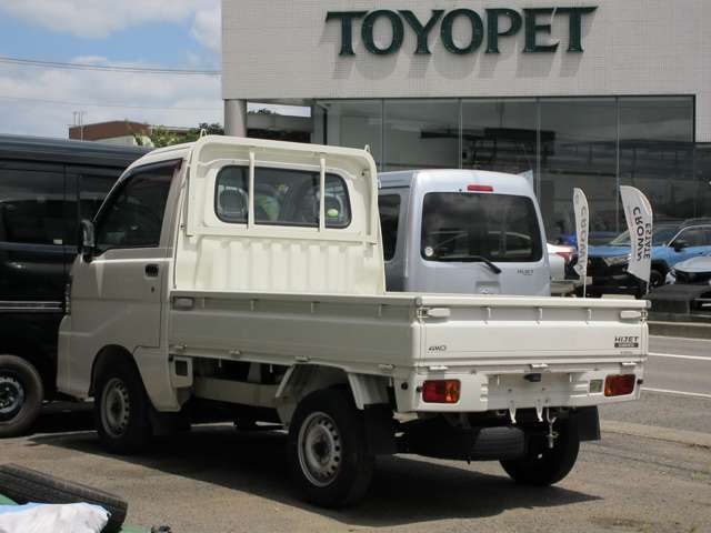 こちらのお車は第2、第3ヤードにございます。ご来店の際はお電話にて在庫のご確認をお勧めします。