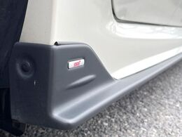 【STIエアロ】人気のSTIエアロを装備！クルマの外観がよりスタイリッシュになり、街中で存在感あふれる1台に♪将来買い替える時にもリセールに影響しやすく、価値ある人気の装備です！