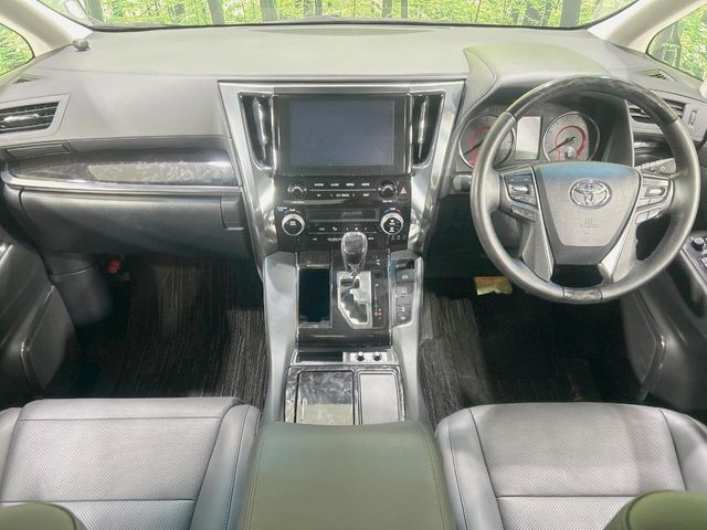 グループ総在庫数約30，000台！！全国の系列店からメーカー・車種問わずご紹介出来るので、あなたにピッタリのお車が見つかるはずです♪まずはお問い合わせ下さい☆