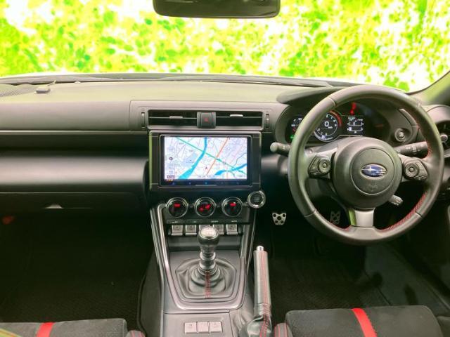 「この車の写真をもっと見たい」「状態が気になる」「この装備はついている？」どんな小さな疑問でもお気軽にお問い合わせください！