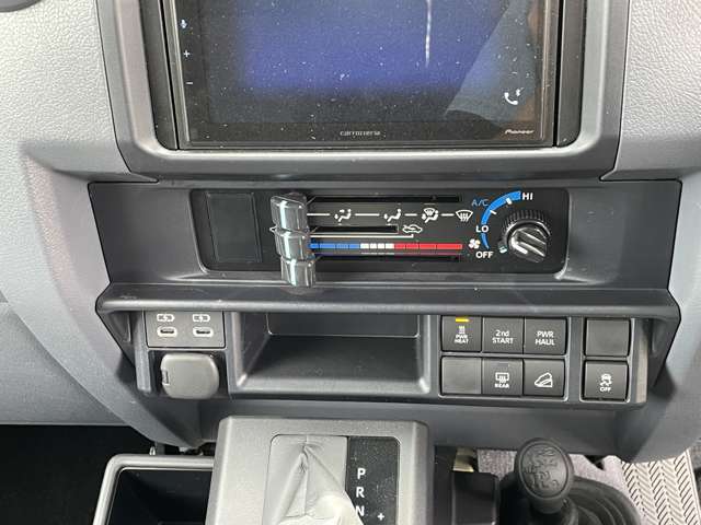 ★当社は、新車、中古車注文販売、整備、車検、修理板金、塗装、買い取り、ボディーコーティング加工、下回り洗浄、シャーシブラック・NOXドール施工、各種ドレスアップパーツに至るまで、幅広く行っています★