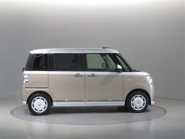 サービス工場完備。車検・メンテもお任せください！