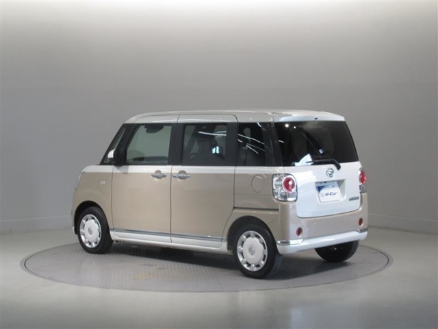 大きすぎず、小さすぎず、運転もしやすくどの世代の方にも気に入っていただけるお車です♪