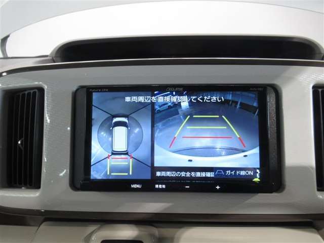 バックガイドモニターで、後方を確認しながら安心して駐車することができます。運転初心者も熟練者も必須の機能ですよ！