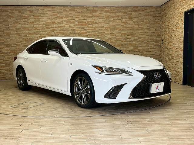 各種オートローンもご用意しております。頭金0円から審査可能。12回から120回までお支払回数がお選び頂けます。中古車から新車すべてにご利用頂けます。お気軽にスタッフへご相談ください。