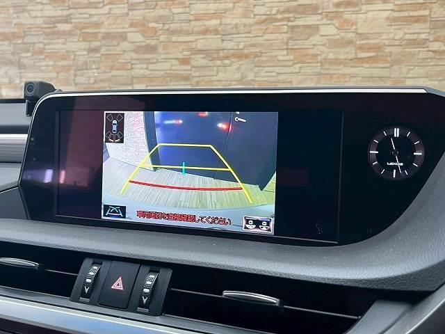 【バックモニター】装備で駐車が苦手な方も安心です！