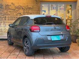 ■Car＆Cafe　PICCOLOはカフェを併設したカーショップです。癒しの空間でゆっくりとお車をご覧頂けます。本社であるAUTOSPEC.は輸入車をメインに販売から買取までトータルでサポート致します