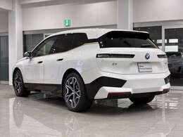 BMWを熟知したメカニックよる100項目の納車前点検☆ドイツ本国と同様の教育・訓練を受けたBMW専門メカニックが100項目にも上るポイントを徹底的にチェックいたします。