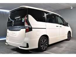 ★全席のウインドウが広く周囲が見やすくて安心ですね♪