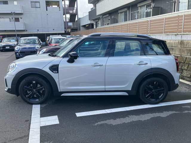 MINIオーナーのために設計されたオリジナルのMINI自動車保険がございます。車のことは全ておまかせください。