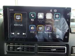 ダイハツ純正ディスプレイオーディオが装着されています