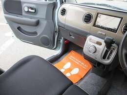 ★装備充実ですぐ乗れます★・ワンセグナビ・シートヒーター・プッシュスタート・CD・ETC・オートエアコン・HIDヘッドライト・アルミホイール追加費用なく、そのまま快適にお使いいただけます。