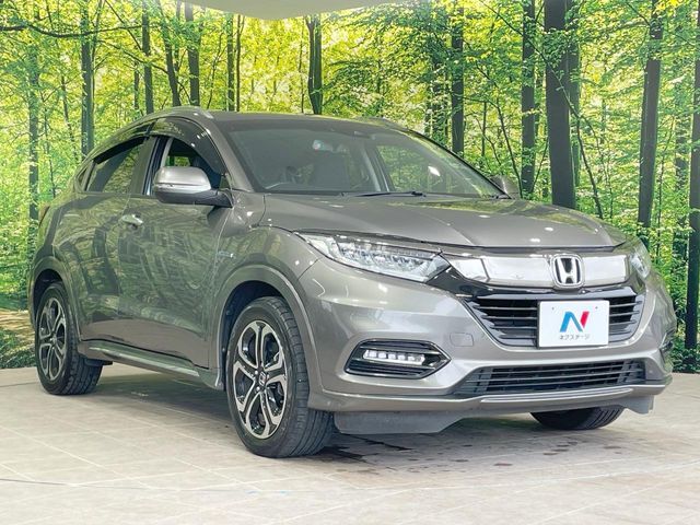 大好評のボディコーティング「弾スプラッシュコート」もご納車までに施工可能。通常のガラスコートと異なる、耐久年数6年の無機質ガラスコーティングが、ボディをキレイな状態に保ってくれます。