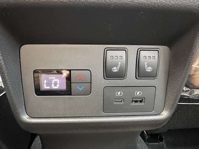 ★登録済未使用車につきましては、傷、凹み等一切ございませんので、新車と同様ですのでご安心ください！もしダメージがある場合は契約前に責任をもってしっかりとお伝えします！※試乗車や中古車は確認を要します！
