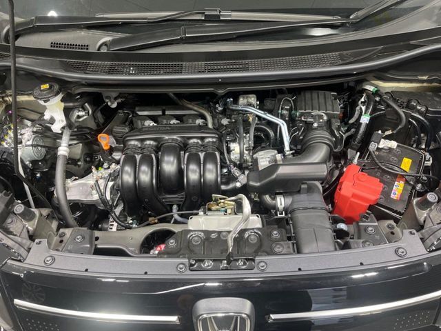 親切・丁寧な専門メカニックスタッフが応対！・車検・点検整備・事故等の修理などアフターサービスも安心。お車のカスタマイズもネクステージのサービススタッフまでご相談ください！