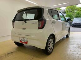 当店では車両本体価格以外に、諸費用を含めた支払総額も表示しておりますので、お客様の予算にピッタリのおクルマお選びができます。コーティングやJAFをセットにしたオトクな購入パックも好評です。