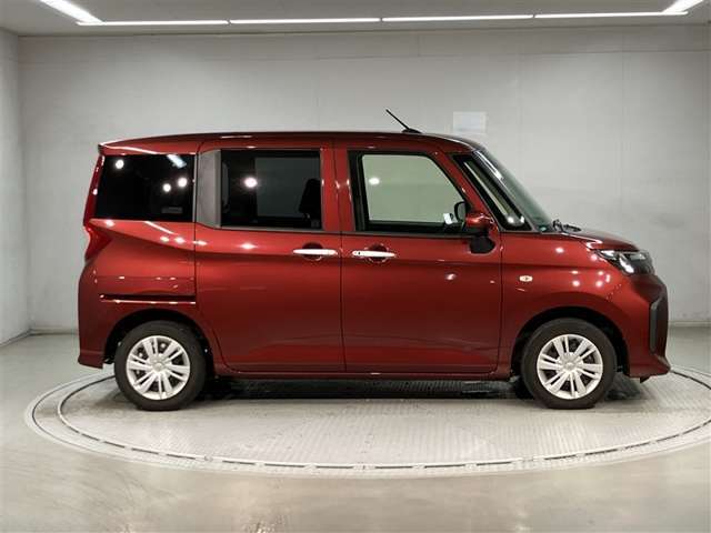 その他にも各種保険、お車の買取（T-UP）、JAF、TSカード、携帯電話などの取扱いをしております。詳しくはスタッフにお尋ねください。